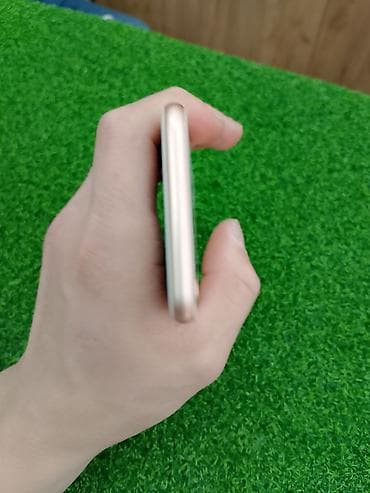 new nintendo 3ds: IPhone 8, Б/у, 64 ГБ, Золотой, Защитное стекло, 71 % — 5