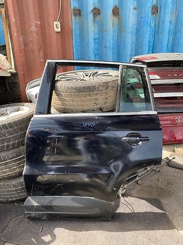 Дверь задняя левая для Volkswagen Tiguan (б/у) - Оригинальная дверь в at lalafo.kg Дверь задняя левая для Volkswagen Tiguan (б/у) - Оригинальная дверь в