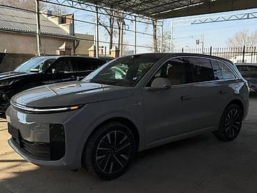 раван: Lixiang L7: 2025 г., 1.5 л, Автомат, Гибрид, Кроссовер — 7