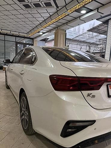 opel combo: Kia Cerato: 2019 г., 1.6 л, Вариатор, Бензин, Седан — 5