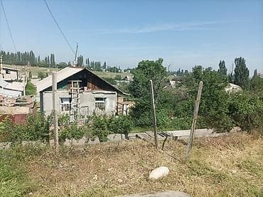 участок сельхоз назначение: 6 соток, Для строительства — 1