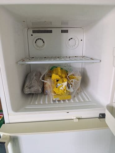 no frost холодильник: Двухкамерный холодильник с верхней морозильной камерой. Особенности — 2