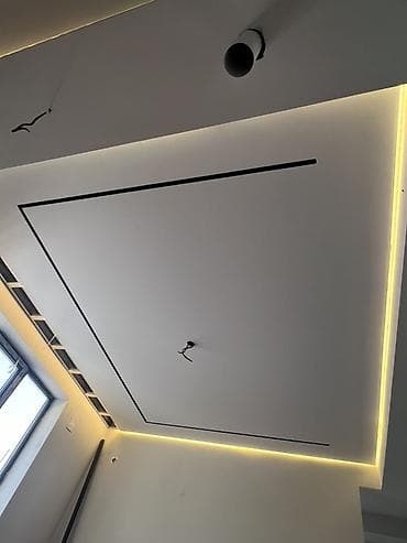 натяжной паталог: Натяжные потолки с контурной и скрытой подсветкой - Современная — 3