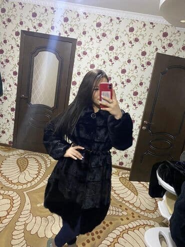 продаю связи с переездом: Срочно продаю шубу натуральную обсалютно новая размер 48-50 не разу — 5