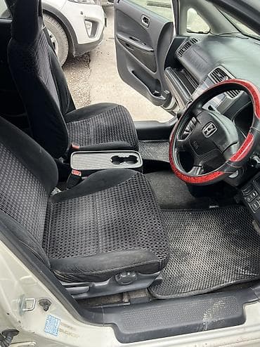 фара рф 1: Honda Stream: 2001 г., 2 л, Автомат, Бензин, Минивэн — 7