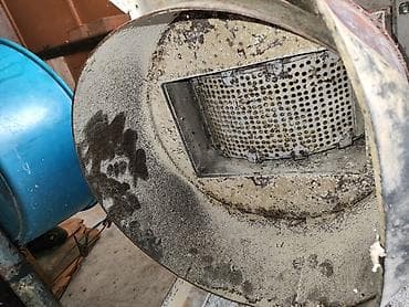 Для кафе, ресторанов: Продаётся дробилка кулачковая трёхфазная. Мощность двигателя 5.5 — 5