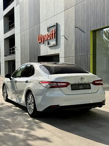 byd e5: Toyota Camry: 2018 г., 2.5 л, Автомат, Бензин, Седан — 4