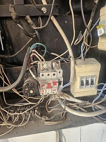 Аренда инструментов: Электрик | Установка счетчиков, Демонтаж электроприборов, Монтаж выключателей Больше 6 лет опыта — 1