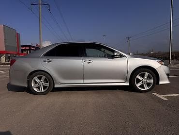 renault 21: Toyota Camry: 2014 г., 2.5 л, Автомат, Бензин, Седан — 4