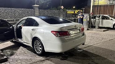 Lexus ES: 2010 г., 3.5 л, Автомат, Бензин, Седан