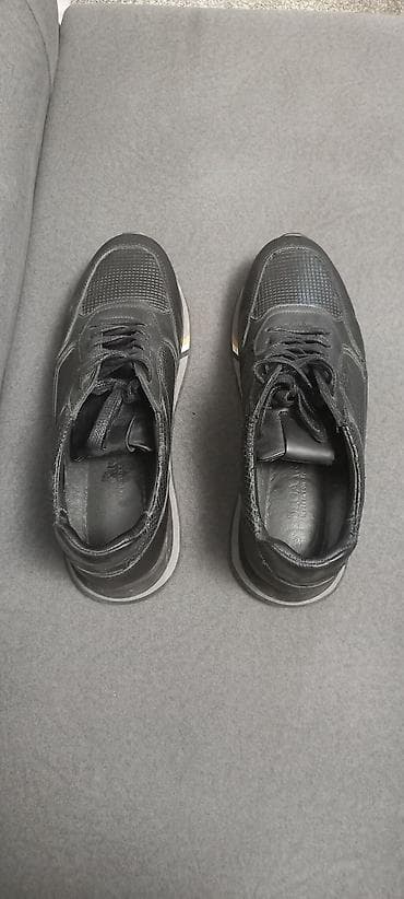 Мужские кроссовки, чёрные - Верх: полностью натуральная кожа -