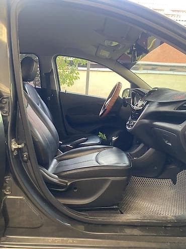 camri 55: Chevrolet Spark: 2017 г., Автомат, Бензин, Хэтчбэк — 6