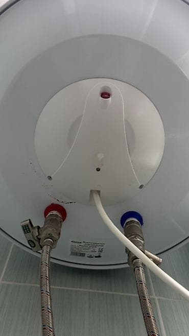 neta v: Накопительный водонагреватель Объем бака: 50 л, Электрический, Регулятор температуры — 3