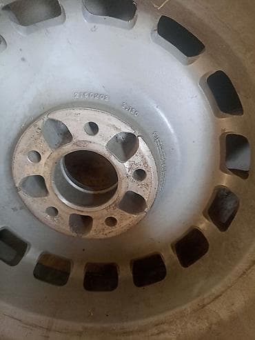 Диски: Литые Диски R 15 Mercedes-Benz, 1 шт, отверстий - 5, Б/у — 6