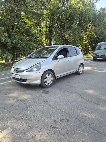 beta ff: Honda Fit: 2002 г., 1.3 л, Вариатор, Бензин, Хэтчбэк — 3