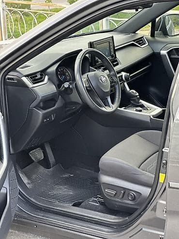 crown 2018: Toyota RAV4: 2021 г., 2.5 л, Автомат, Бензин, Кроссовер — 10