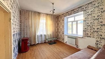 этажный дом: Продам Дом 5ком 61м2, 5 соток с.Люксембург 89т$ Дом 1982 года — 3