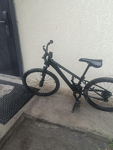 шифтер: Горный велосипед, хардтейл, однотонный черный. - Рама — 1