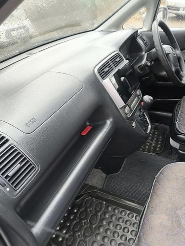 машина 150000 сом: Honda Stream: 2002 г., 2 л, Бензин — 6