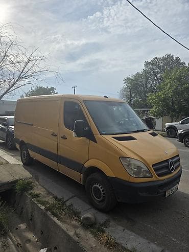 sprinter 2016: Mercedes-Benz Sprinter (длинная база), жёлтый фургон.обмен на легковой — 1