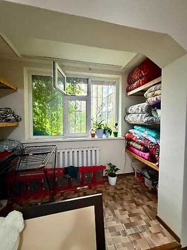 2 комнаты, 65 м², 7 мкр Индивидуалка, 3 этаж, Косметический ремонт — 1