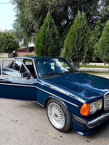 jac 9: Mercedes-Benz W123: 1976 г., Седан — 9
