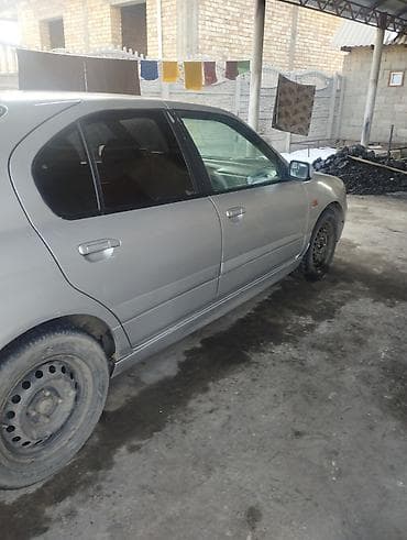 Унаа сатуу: Nissan Primera: 2000 г., 1.8 л, Кол менен иштөөчү, Бензин, Седан — 3