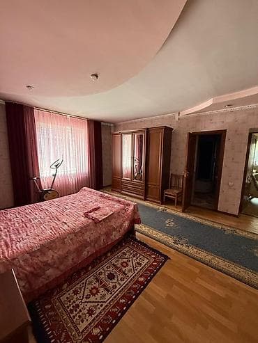 Недвижимость: 250 м², 5 комнат — 8