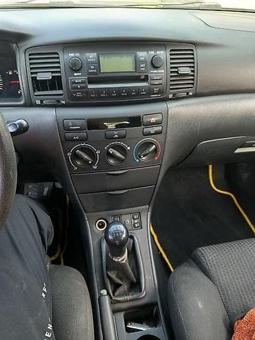 corolla: Toyota Corolla: 2005 г., 1.6 л, Механика, Бензин, Хэтчбэк — 10