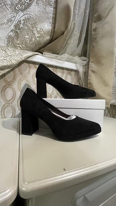 туфли женские классические: Туфли женские классические, черные - Форма носка: острый - Каблук — 4