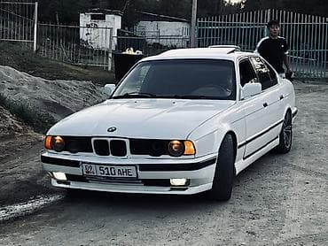 бампер на g30: BMW 5 series: 1990 г., 2.8 л, Механика, Бензин, Седан — 1