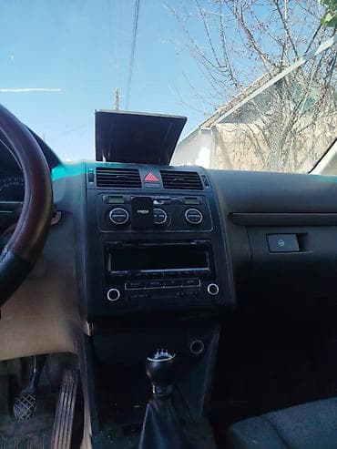 Скупка авто: Volkswagen Touran: 2002 г., 2 л, Механика, Дизель, Универсал — 3