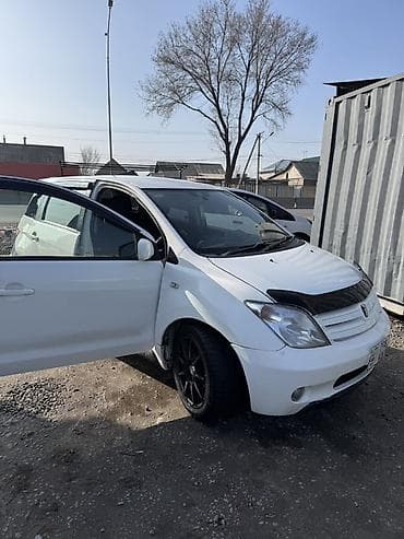 Toyota: Toyota Ist: 2004 г., 1.5 л, Автомат, Бензин, Хэтчбэк — 9