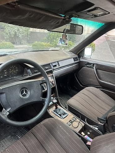 дворники мерс 124: Mercedes-Benz W124: 1989 г., 2.5 л, Ручные, Дизель, Универсал — 4