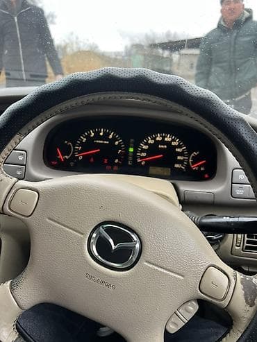 toyta mark 2: Mazda Millenia: 2002 г., 2.5 л, Автомат, Бензин, Седан — 7