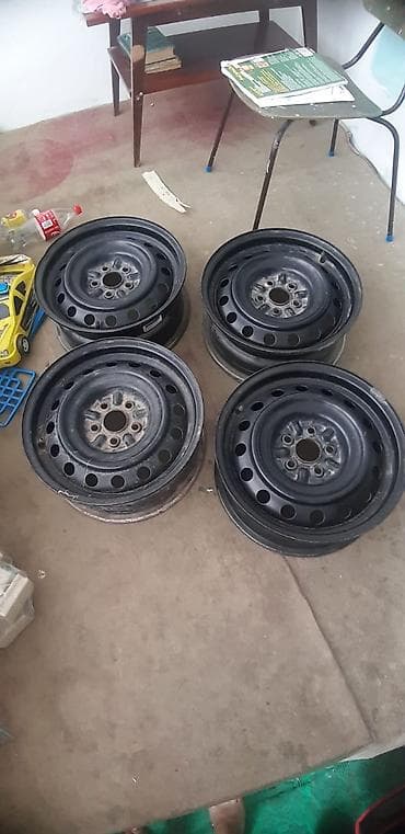 Железные Диски R 15 Toyota, Комплект, отверстий - 5, Б/у