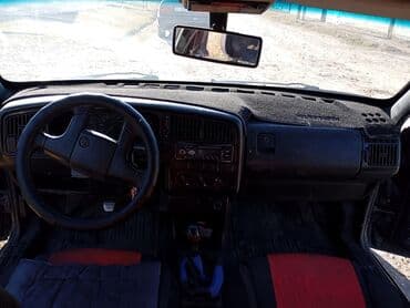 бак на прадо: Автомобиль: легковой хэтчбек/седан класса компакт (салон на фото) — 11