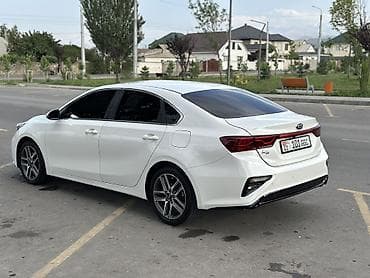 подбор номера авто: Kia K3: 2019 г., 1.6 л, Автомат, Бензин, Седан — 4
