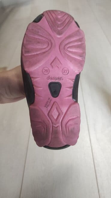 детская зимняя обувь капика: Продаю детские зимние сапоги. Размер 27. Материал подошвы — 4