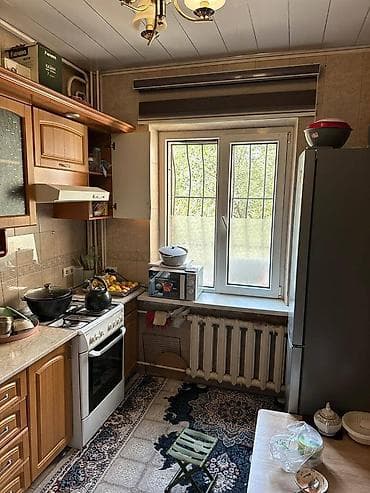 10микр: 3 комнаты, 62 м², 105 серия, 2 этаж, Косметический ремонт — 2