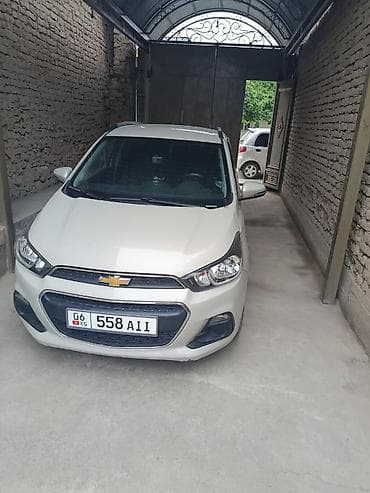 n line: Chevrolet Spark: 2017 г., 1 л, Робот, Бензин, Хэтчбэк — 2