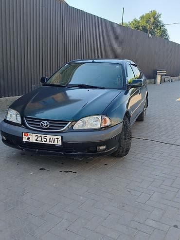 Транспорт: Toyota Avensis: 2002 г., 1.8 л, Механика, Дизель, Седан — 10