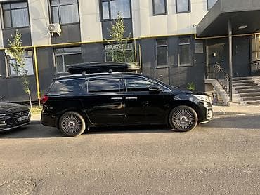 Kia Carnival: 2019 г., 2.2 л, Дизель, Минивэн — 3