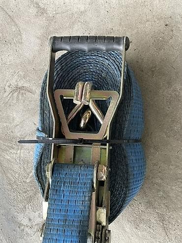 Стяжной ремень с трещоткой (ratchet strap) - Тип: текстильный ремень lalafo.kg да Стяжной ремень с трещоткой (ratchet strap) - Тип: текстильный ремень