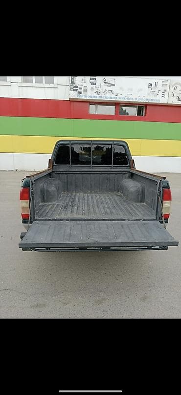 Продажа авто: Nissan Pickup: 2015 г., Механика, Пикап — 5