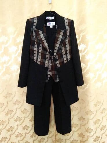 ник: Продаю женскую одежду б/у в очень хорошем состоянии: 1. Женский — 1