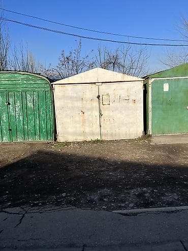 15 м², Металлический