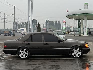 Диски R 18 AMG, Комплект, отверстий - 4, Б/у