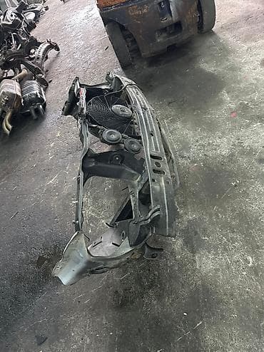 мерс 202 крыло: W124 Передний носка Mercedes-Benz 124-й кузов привозной из Германии не — 2