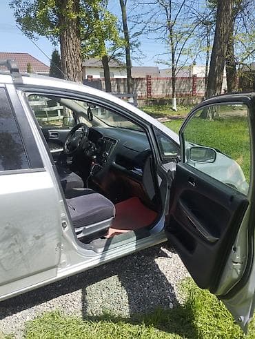 обмен на хонда стрим: Honda Stream: 2002 г., 0.2 л, Автомат, Бензин, Минивэн — 10